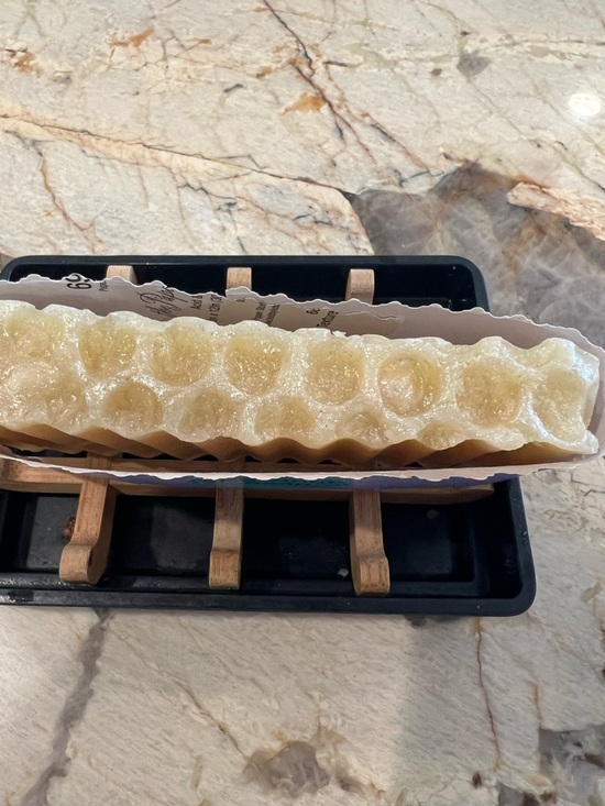 Coconut Soap Bar - mango butter Soap - Picture 4 of 7